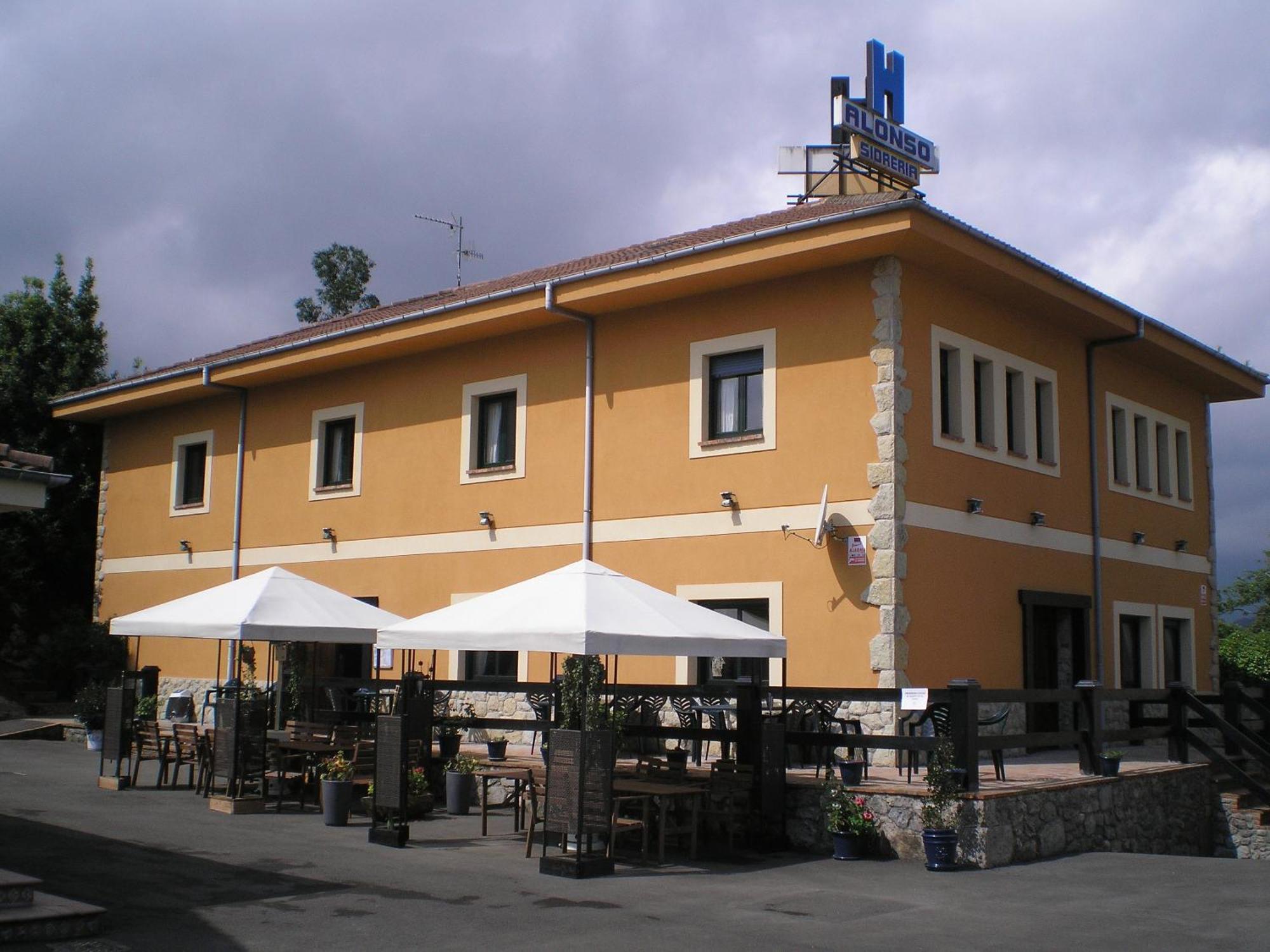 Hotel Alonso Llanes