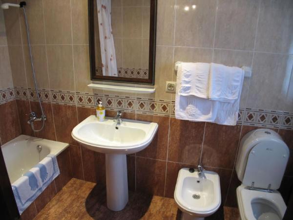 Alonso Hotel 2*